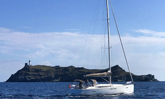 Charter the 44ft "Sail Dance" Sun Odyssey 440 Sailing Yacht in Nettuno