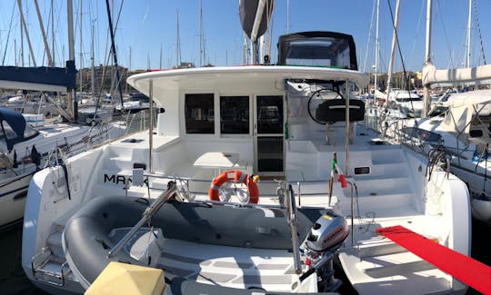 Louez un catamaran à voile « Manik » Lagoon 40 de 40 pieds à Nettuno, en Italie