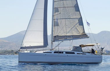 Hanse 345 Sailing Yacht Charter with 3 Cabins in Alimos, Greece