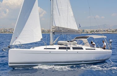 Go sailing with Hanse 345 Sailing Yacht in Alimos, Greece