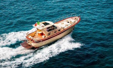 Enjoy the Amalfi Coast and Capri on Fratelli Aprea 32 Yacht!