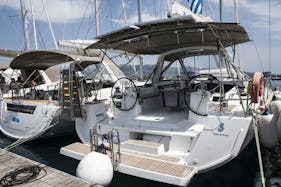 Highly Maintained Oceanis 48 Sailing Yacht for Charter in Lefkada