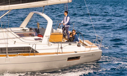 Oceanis 41.1 Sailing Yacht Charter with 3 Cabins in Lefkada, Greece
