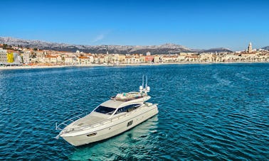 Méga-yacht « Kimon » Ferretti 620 Power à louer à Kaštel Gomilica, Croatie