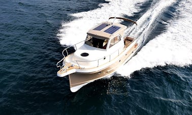 Book the Leidi 800R Motor Yacht in Pula, Croatia