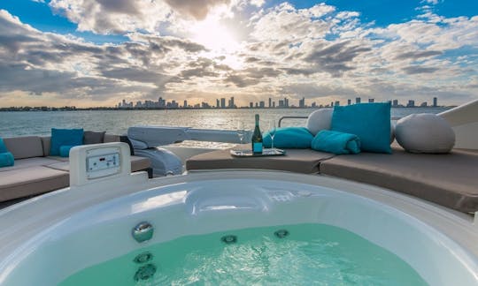 88' FERRETTI JACUZZI AND WATER TOYS