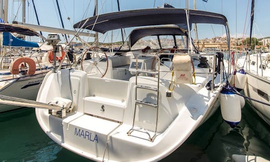 Sailing on "Marla" Cyclades 50.5 Sailing Yacht in Lavrio, Greece