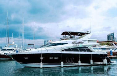 56F Luxury Yacht Rental in Sanya