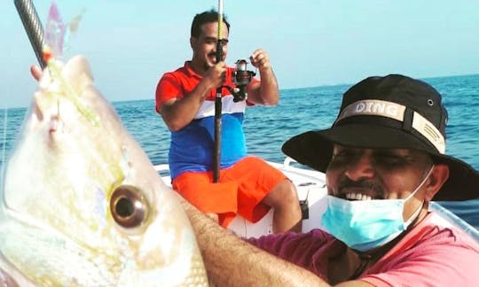 31' Fishing Charter for 7 People in Dubai, United Arab Emirates!