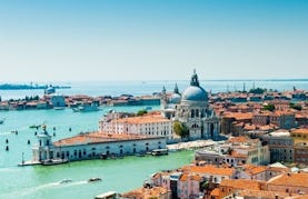 90-Minutes Sightseeing Cruise of the Venetian Lagoon and its islands!