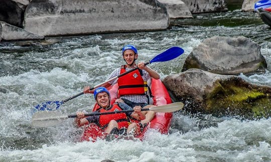 Excursions amusantes en kayak à Sofia, en Bulgarie, avec votre famille !