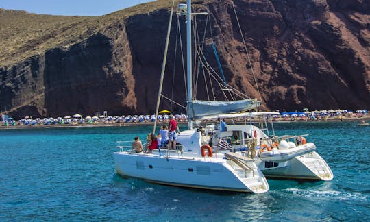 Private Daily Catamaran Sailing Cruises around Santorini
