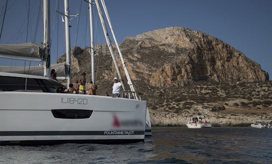 Location de catamaran de croisière Lucia 40 Fountaine Pajot à Marsala, Sicile