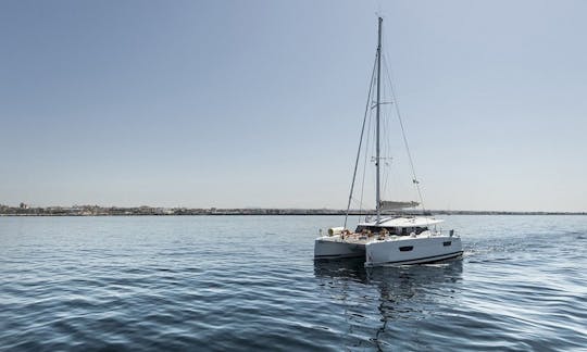 Location de catamaran à voile Astrea 42 Fountaine Pajot à Marsala, Sicile