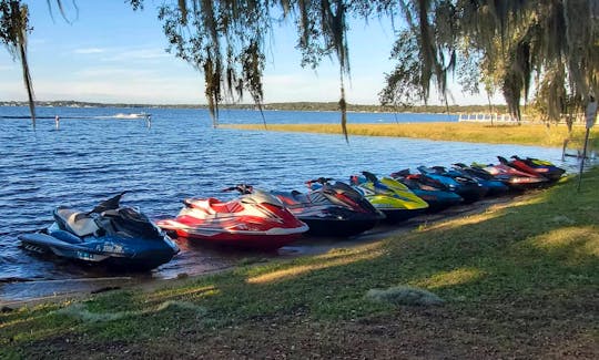 Rent the best jet skis in the area with us!