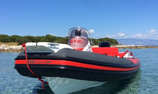 Alquiler de Jokerboat Wide 520 RIB en Trogir, Croacia