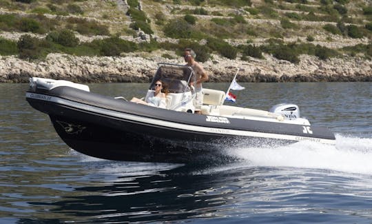 Location de Jokerboat Clubman 24 RIB à Trogir, Croatie
