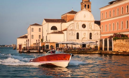 Riva Vintage Classic Electric Boat Tour for 3 People in Venice City, Italy