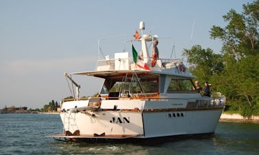 Cruzeiro de meio dia ou dia inteiro pela lagoa em Veneza em