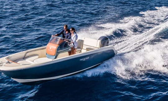 Louez un bateau à moteur Invictus FX 200 à Cala d'Or, Îles Baléares