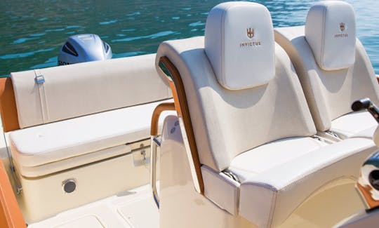 Rent a INVICTUS FX270 Deck Boat in Cala D'or, Spain