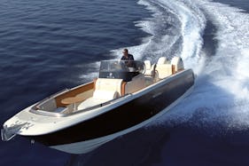 Rent a INVICTUS FX270 Deck Boat in Cala D'or, Spain