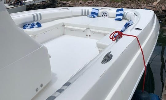 Spectra Exclusive Boat