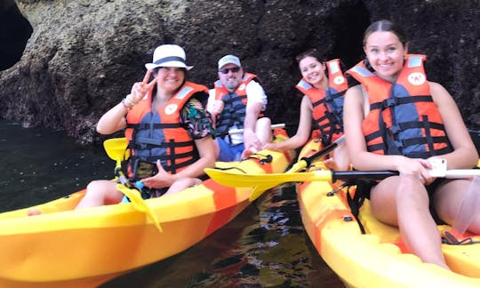 Passeio de barco nas cavernas e aventura de caiaque em Lagos