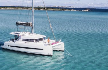 Cruising Catamaran rental "Intrepido" Bali 4.1 in Ibiza, Formentera, Mallorca Or Menorca (Balearic Islands)