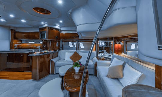 Luxury & Comfort on Water - 55' New Sea Ray Sundancer Motor Yacht In Miami