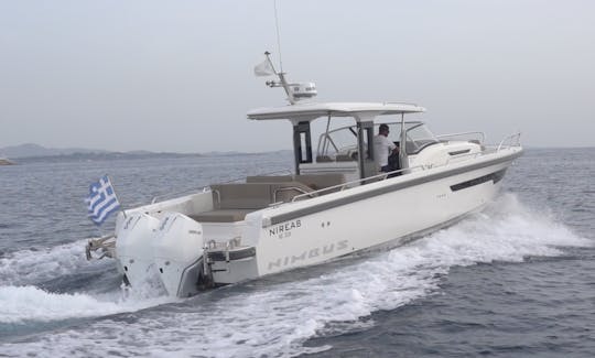 Nireas (ニレアス)-ニンバス T11 センターコンソール 2x300HP V8 ベラード搭載