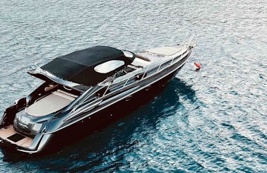 Cranchi 41Luxury Powerboat for Charter in Greece