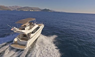 Cruzeiro de iate de luxo Jeanneau Prestige 400 Fly em Dubrovnik