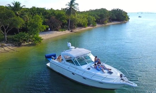 45' Tiara Express Ideal for entertaining up to 12 people
