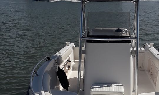 Century 22' Center Console - Tours, dolphin cruises, sandbars and more!