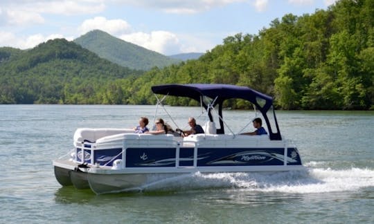 ¡Nade, navegue, haga turismo y practique TUBING! ¡Los perros son bienvenidos! Lago Lillinonah, New Milford