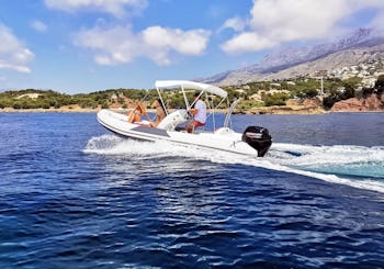 Enjoy a boat rental in Altea · 19ft RIB Xp 600