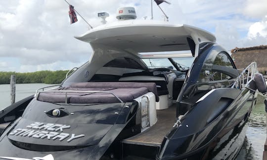 Luxury black Sunseeker 64 Yacht for Charter in Cancún, Mexico