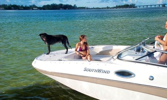 21' Southwind Deck Boat Rental in Anna Maria Island, Florida