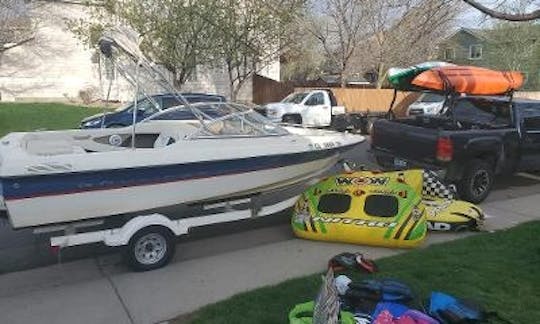 18ft Bayliner Ski Boat Rental in Denver, Colorado