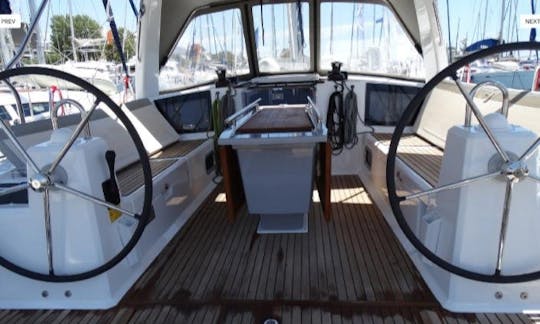 Oceanis 41.1 Cruising Monohull Charter in Skiathos, Greece