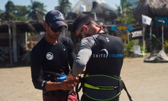 Kite Surfing Lesson in Cartagena, Bolívar!