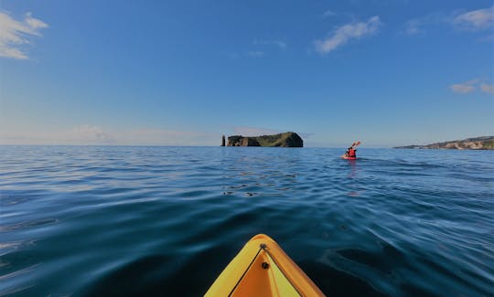 Faire du kayak à Vila Franca Do Campo