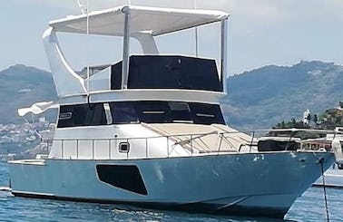 Custom 35' Fishing Yacht with double deck