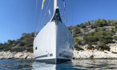 Dufour 430 Grand Luxury Yacht in Lavrio, Athens