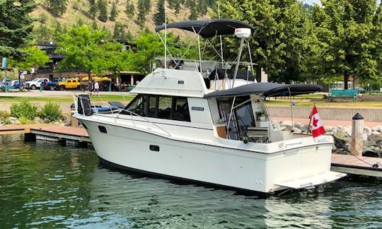 32' Yacht for Rent or Charter-Learn How to Operate a Power Boat in Victoria, BC