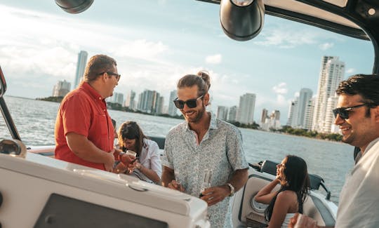 Speed Boat 38' Todomar Center Console in Cartagena, Colombia