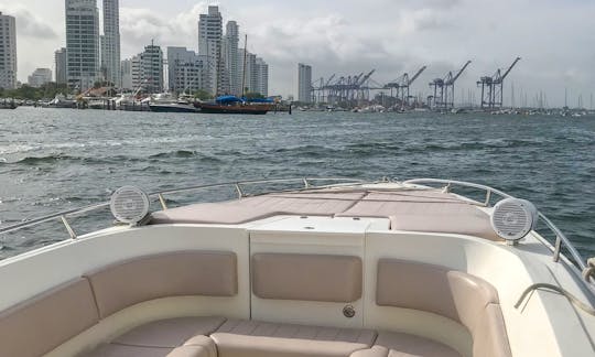 Speed Boat 38' Center Console in Cartagena, Colombia
