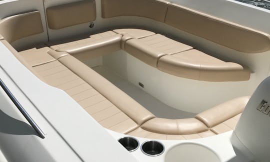 Speed Boat 38' Center Console in Cartagena, Colombia