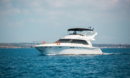 Charter 53' Sea Ray Power Yacht in Latchi, Cyprus